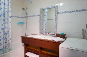 Madame Vacances Les Maisons du Lac - Salle de bain