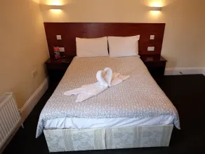 Charlotte Guest House - Room