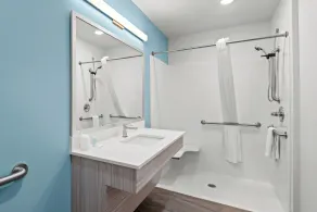 WoodSpring Suites Coralville Iowa City - Salle de bain