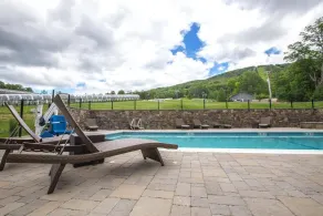 Burke Mountain Hotel - Pool