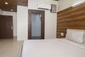 Hotel Razia Inn - Rum