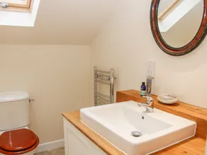 Brynlikky Cottage - Badeværelse
