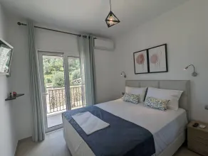 Natura Luxury Suites Parga - Chambre