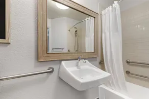 Sonesta Simply Suites Boston Burlington - Salle de bain