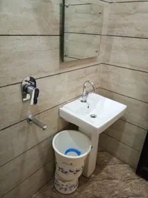Puri Guest House - Salle de bain