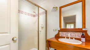Honeysuckle Cottages - Casa de banho
