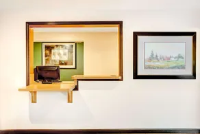 Super 8 by Wyndham Carson City Lake Tahoe - Hall