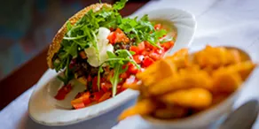 Hotel & Restaurant Am Bodden - Pasti e bevande
