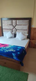 Varindavan Hotel & Restaurant - Rum