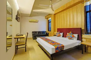 Fabhotel Vasundhara Grand - Chambre