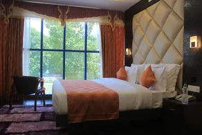 Mannat Resorts - Quarto