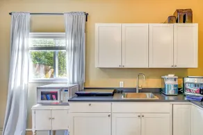 Guest Suite in Portland Area w/ Shared Patio - Innvendig