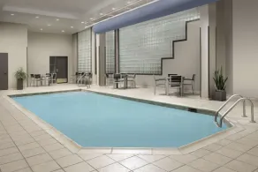 Embassy Suites Hotel Winston-Salem - Piscine