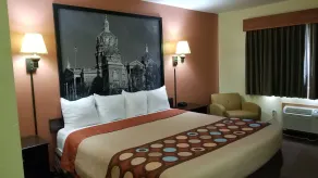 Super 8 by Wyndham Ottumwa - Habitación