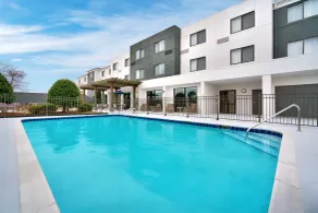 Courtyard by Marriott Johnson City - Piscine