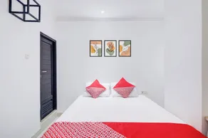 Townhouse Oak Ancol - 6 Hours Stay - Værelse