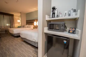 Holiday Inn Express & Suites - Lake Charles South Casino Area by IHG - Vue de la chambre