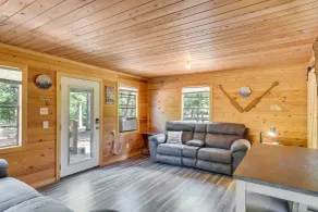 Quiet Hemphill Cabin Retreat Near Toledo Bend Lake - Innenbereich