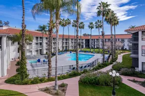 DoubleTree by Hilton Hotel Bakersfield - Piscine
