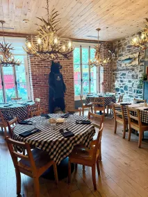 Auberge Place d'Armes - Restaurant