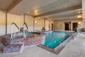 Comfort Inn & Suites Clinton - Jackson West - Pool