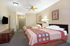 Super 8 by Wyndham St. Louis Airport - Chambre