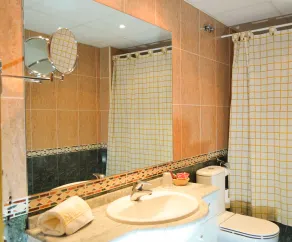 Hotel Suiza - Bad