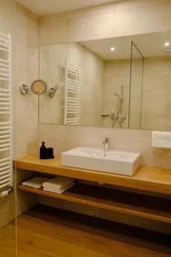 KIRÁLY PARK HOTEL - Badezimmer