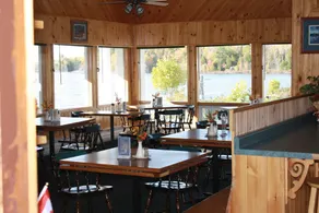 Carolyn Beach Inn - Restaurant