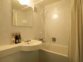 Business Hotel Nakayama - Bathroom