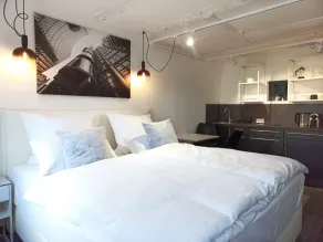 NOX HOTEL - Digital-Check-In - No Reception - nahe Bretten & Karlsruhe - 3 Tokyo - Camera