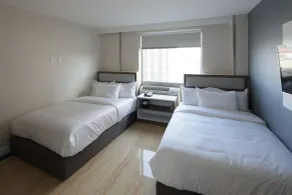 Mayfair Inn and Suites - Camera