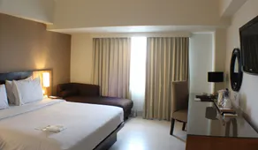Hotel Santika Pandegiling - Surabaya - Room