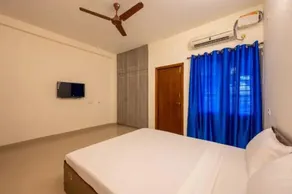 FabHotel Nayana Square - Chambre