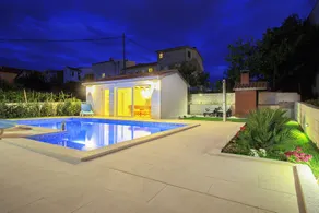 Apartman Maestral 1 - Pool