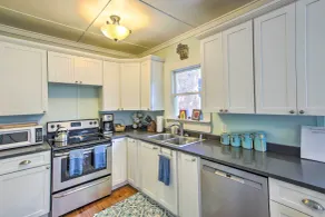 Crystal Lake Cottage: Kayaks & Fire Pit! - Innenbereich