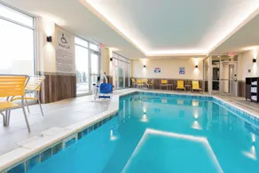 Fairfield Inn & Suites by Marriott Medina - Piscine