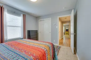 Sunny Universal City Home about 18 Mi to San Antonio! - Chambre