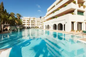 Apartamentos Guadalpin Suites - Pool