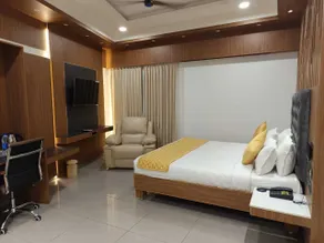 Hotel Royal Stay - Abraham Pandither Road - Rum