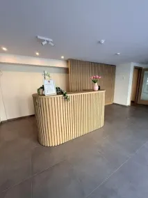 Stay at Brussels - Reception