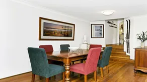 MORTN - Perfect Family Abode with Courtyard - Spisning på værelset