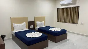 Hotel Millennium Plaza - Room