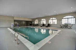 Staybridge Suites - Southgate - Detroit Area by IHG - Piscina