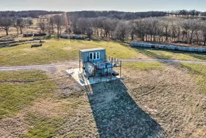 One-of-a-Kind Container Home on Mount Vernon Farm! - Interior