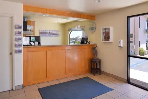 Edgewater Inn and Suites - Réception