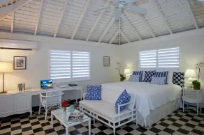 Round Hill Hotel & Villas - Room