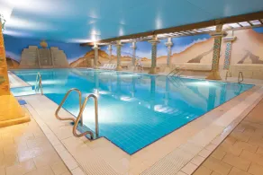 TLH Toorak Hotel - TLH Leisure, Entertainment and Spa Resort - Pool