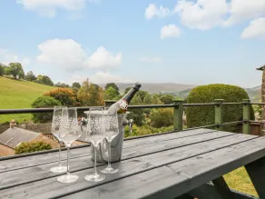 1 Orchard View - Balcony
