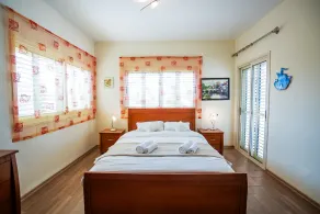Beachfront Villa Larnaka Dhekelia with Pool - Rom